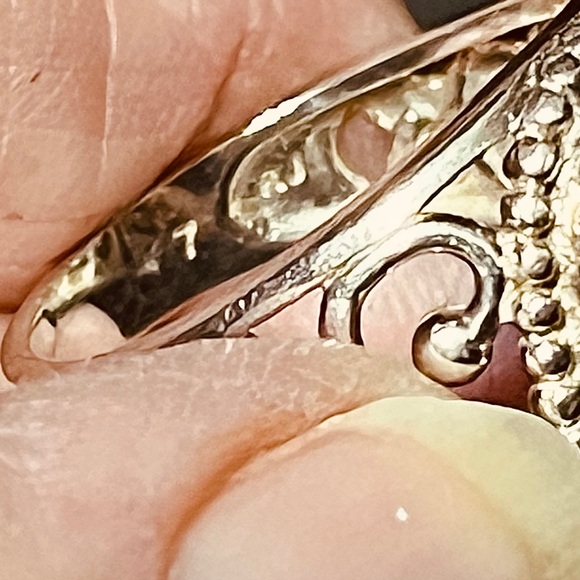 Elegant 925 Silver Ring with Black Stone - Picture 6 of 7